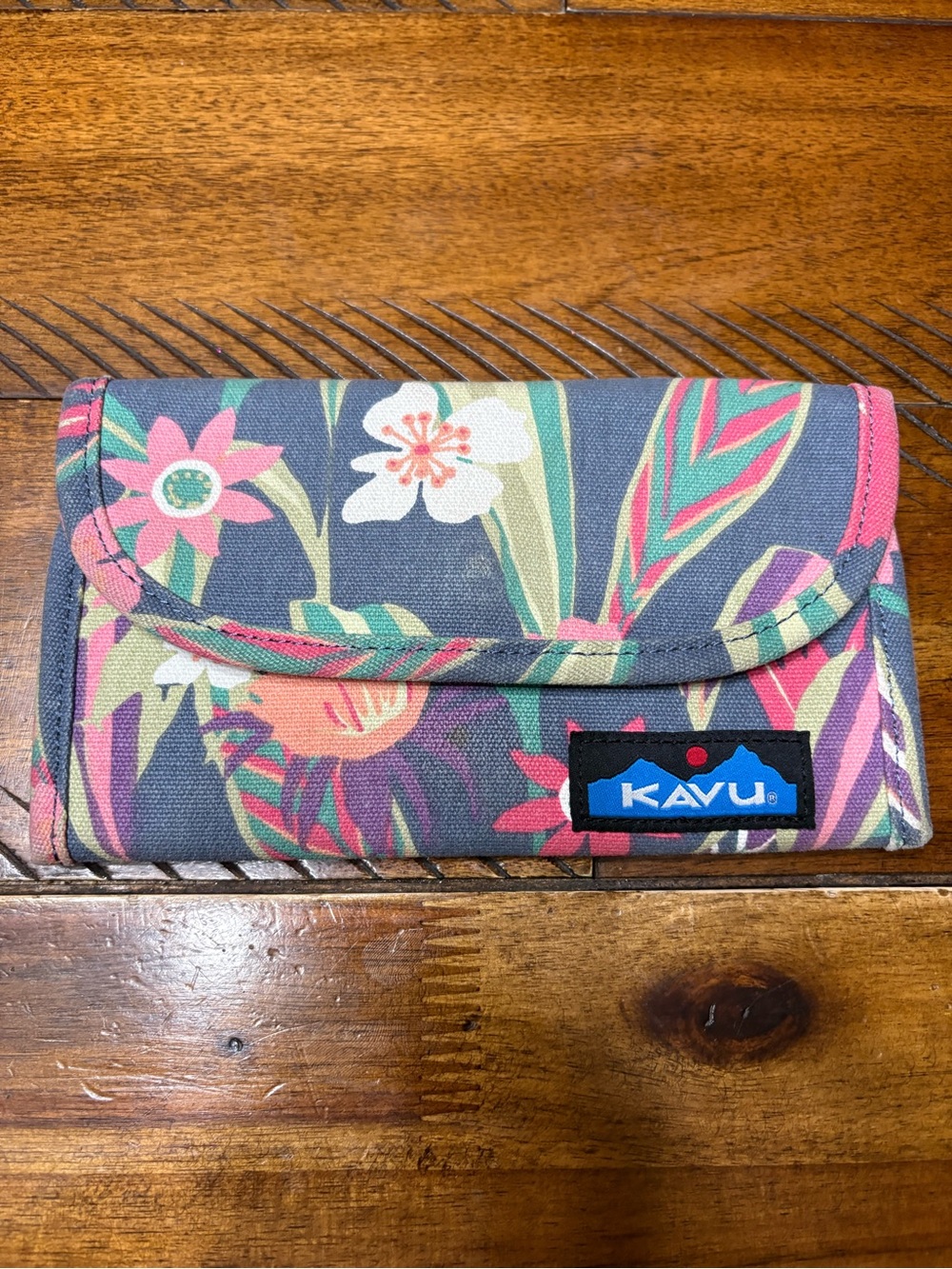 KAVU Kids Floral Wallet — Gray with Pink & Green Accents